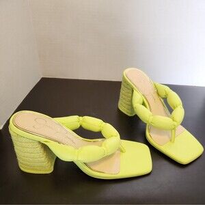 Jessica Simpson Olimpio Women's Sz6.5 slip on Sandal.